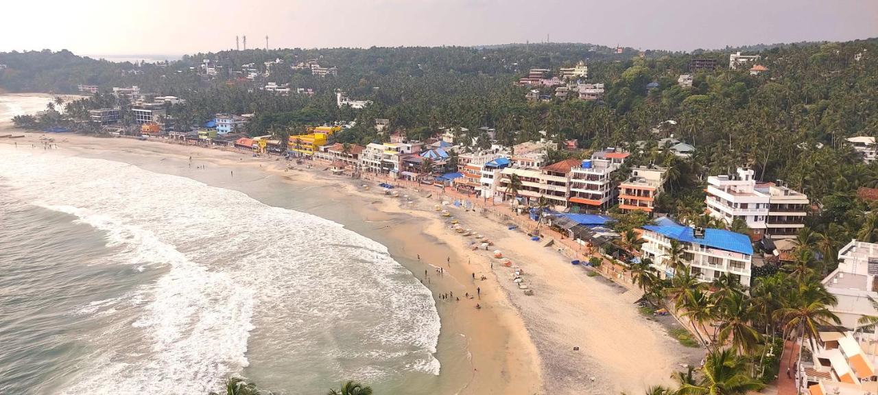 Orion Seaview Beach Hotel Kovalam Esterno foto