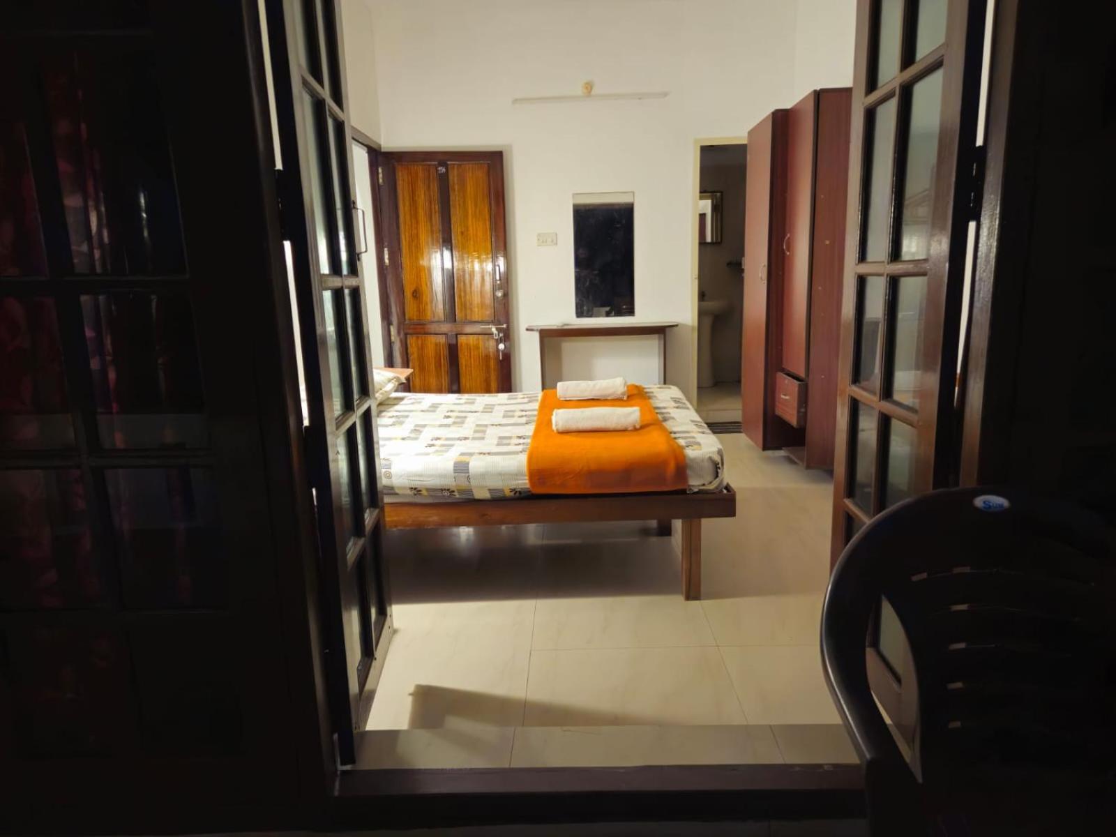 Orion Seaview Beach Hotel Kovalam Esterno foto