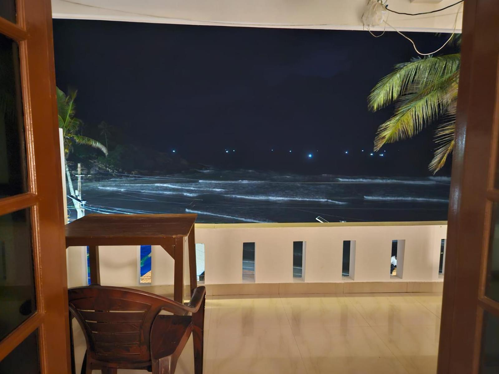 Orion Seaview Beach Hotel Kovalam Esterno foto