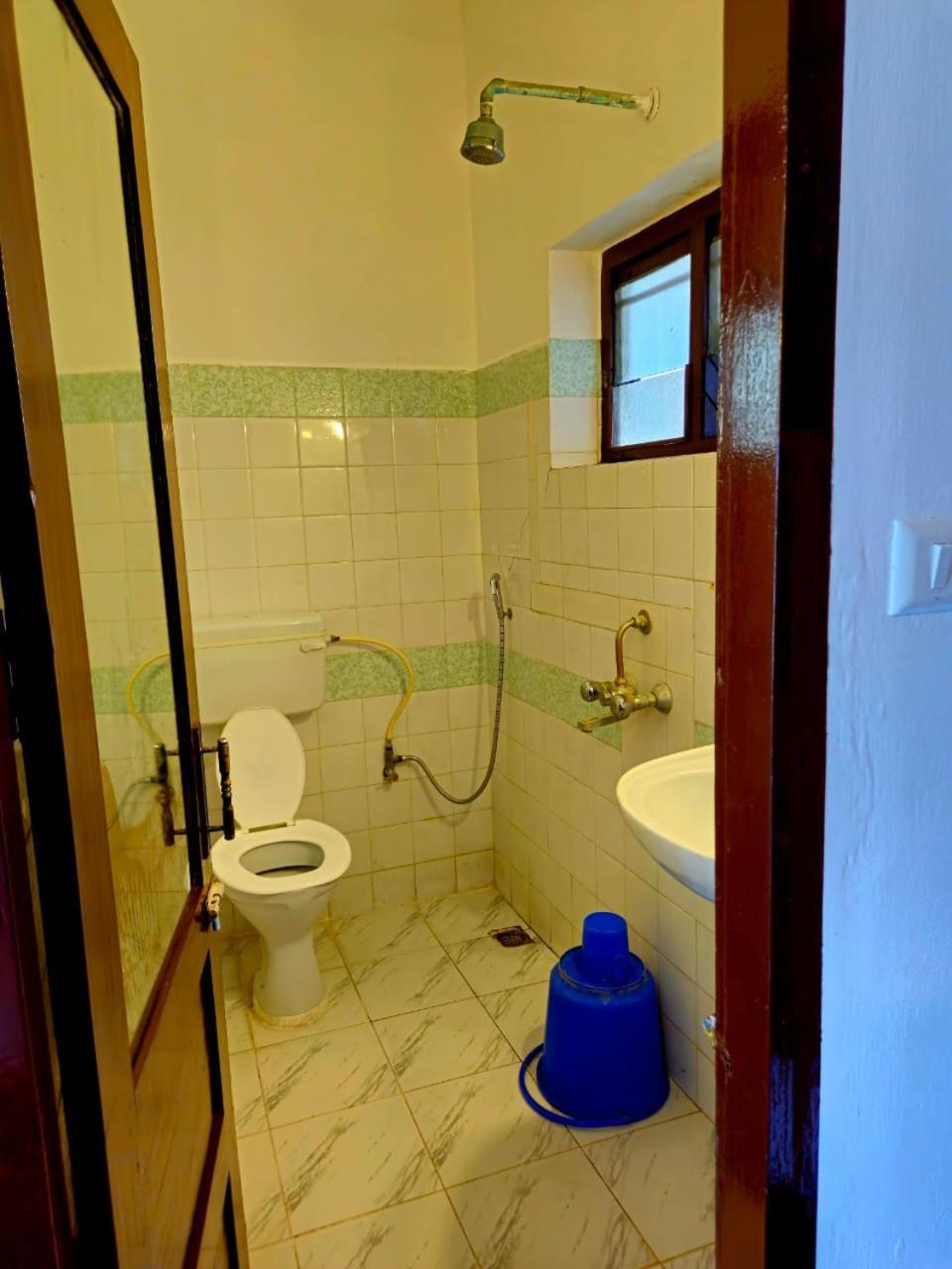 Orion Seaview Beach Hotel Kovalam Esterno foto