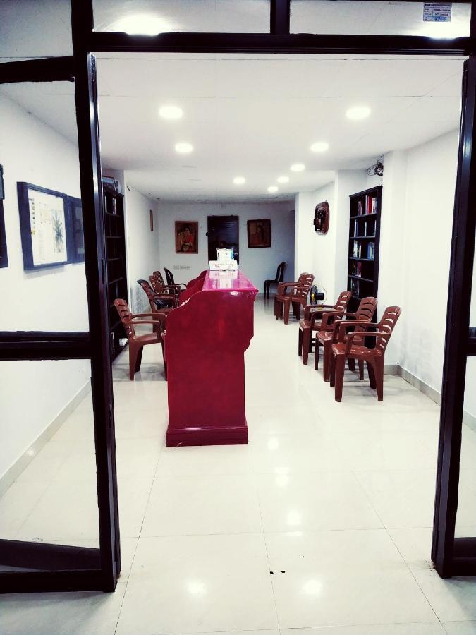 Orion Seaview Beach Hotel Kovalam Esterno foto